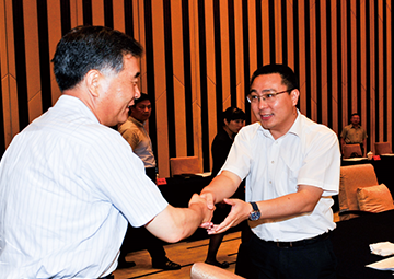 原中央政治局常委、第十三届全国政协主席， 时任国务院副总理汪洋接见j9游戏科技总裁薛驰